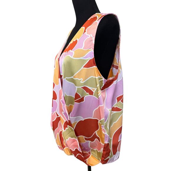 New ~ HALOGEN ~  Canyon Sunset Pattern Surplice Sleeveless Top Plus Size 2X - Picture 4 of 8